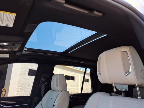 Used 2021 Cadillac Escalade Sport w/ Driver Assist Tech Package image 23