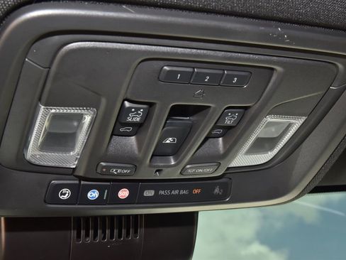 Used 2024 Chevrolet Silverado 3500 High Country w/ High Country Premium Package AWD/4WD image 33