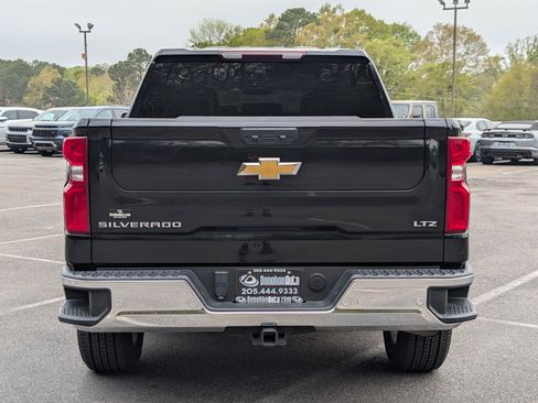 Used 2024 Chevrolet Silverado 1500 LTZ image 8