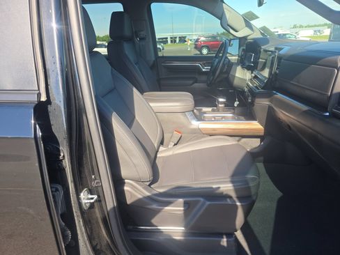 Used 2024 Chevrolet Silverado 1500 RST w/ Convenience Package II AWD/4WD image 11