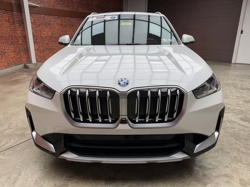 Certified 2025 BMW X1 xDrive28i image 8