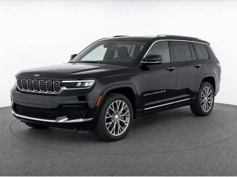 Used 2021 Jeep Grand Cherokee L Summit w/ Luxury Tech Group V AWD/4WD image 3