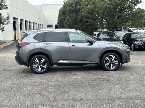 Used 2021 Nissan Rogue SL w/ Premium Package AWD/4WD image 4