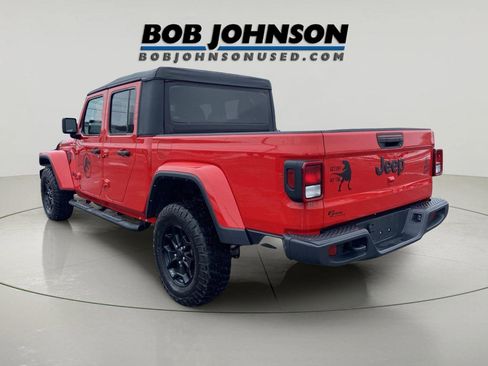 Used 2022 Jeep Gladiator Willys image 6
