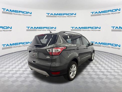 Used 2018 Ford Escape SE w/ SE Sync 3 Package FWD image 5