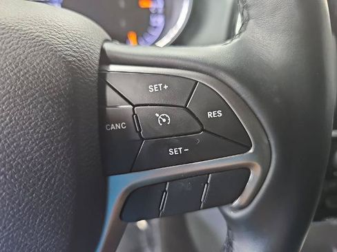 Used 2021 Jeep Grand Cherokee Laredo X AWD/4WD image 18