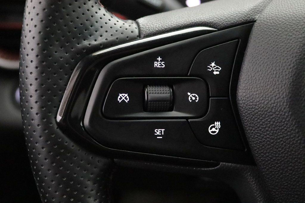 Used 2024 Chevrolet Trax RS w/ Driver Confidence Package FWD image 19
