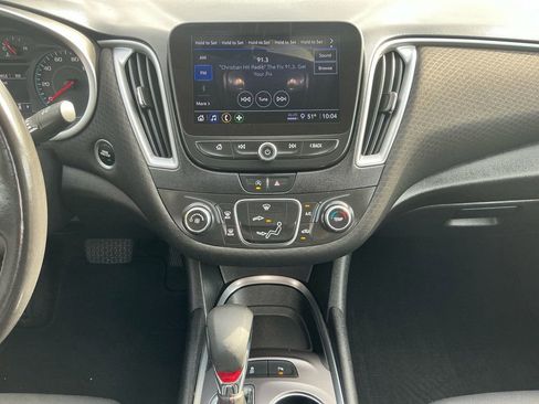Used 2021 Chevrolet Malibu RS image 20