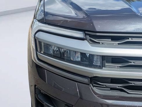 Used 2024 Ford Expedition Max XLT RWD image 9