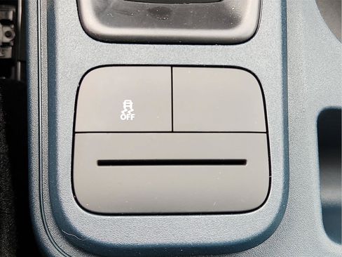 New 2026 Ford Maverick XL image 14