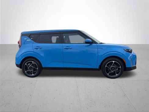 Used 2024 Kia Soul EX image 4