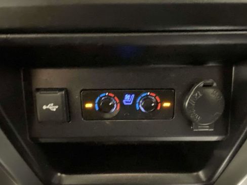 Used 2020 Toyota 4Runner Limited image 22