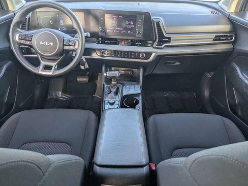 Used 2023 Kia Sportage LX AWD/4WD image 14