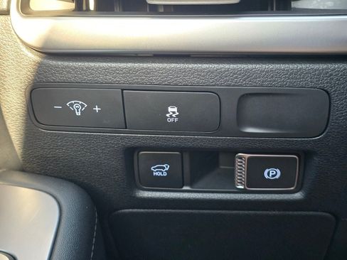Used 2025 Hyundai Palisade SEL FWD image 22