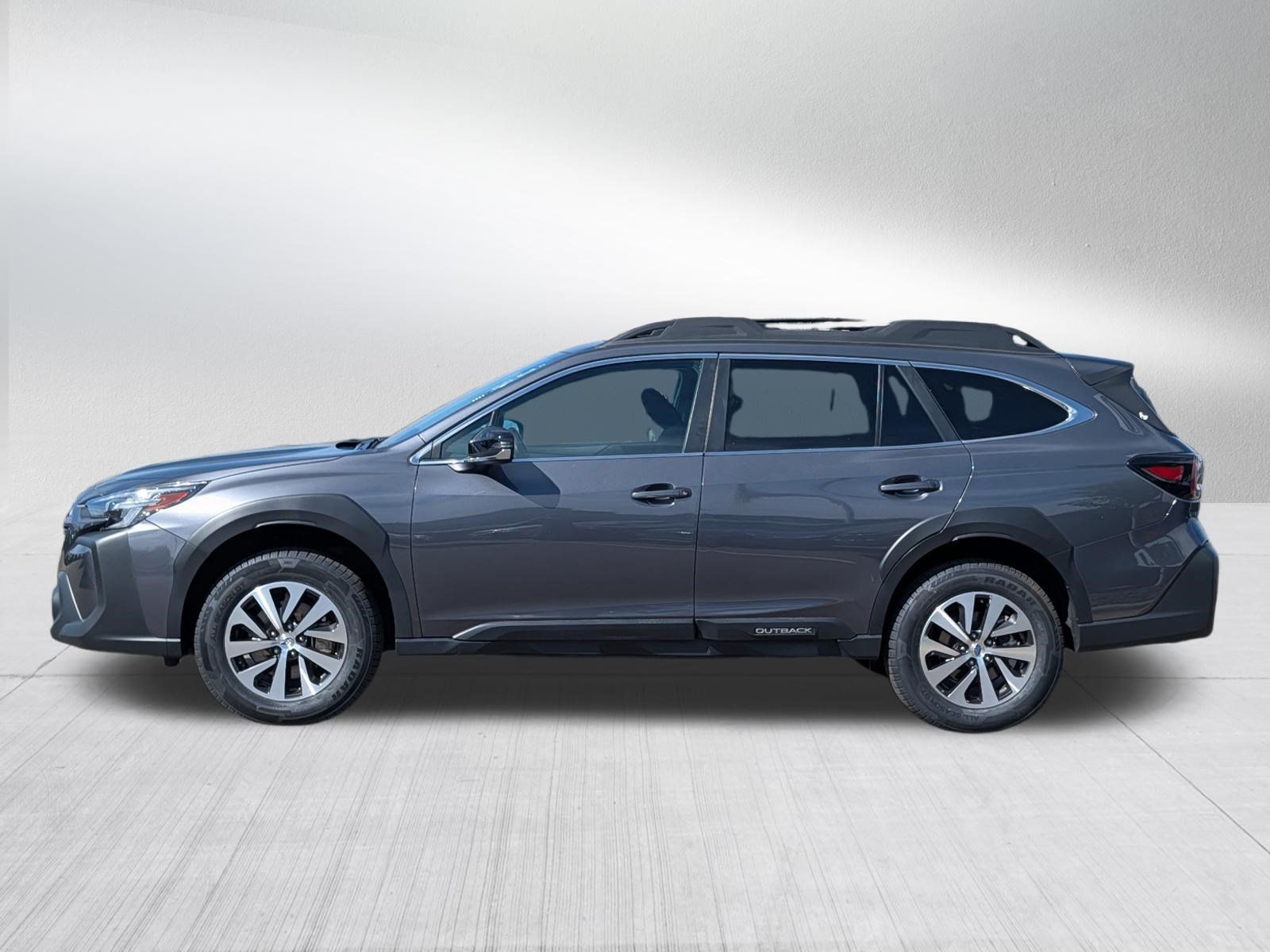 Used 2025 Subaru Outback Premium AWD/4WD image 6