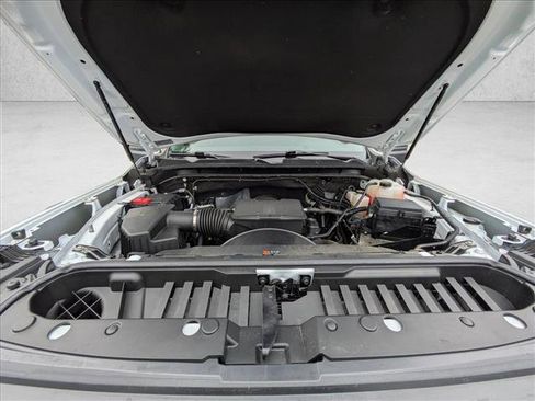 Used 2025 GMC Sierra 2500 SLE w/ SLE Value Package; image 27