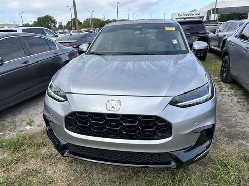 Used 2024 Honda HR-V EX-L image 3