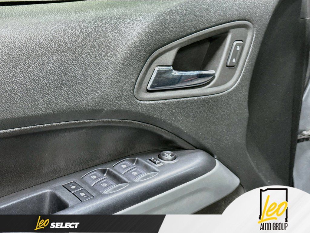 Used 2022 Chevrolet Colorado LT w/ LT Convenience Package AWD/4WD image 20
