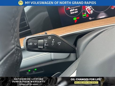 New 2026 Volkswagen Tiguan SEL R-Line image 19