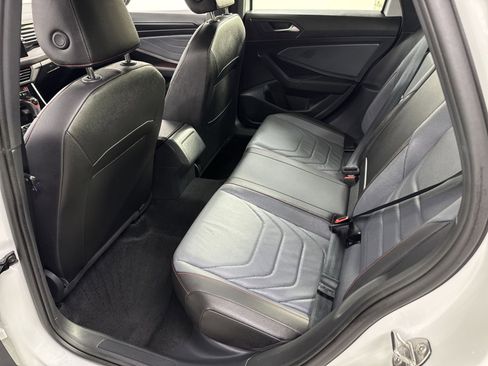 Used 2025 Volkswagen Jetta GLI Autobahn image 27