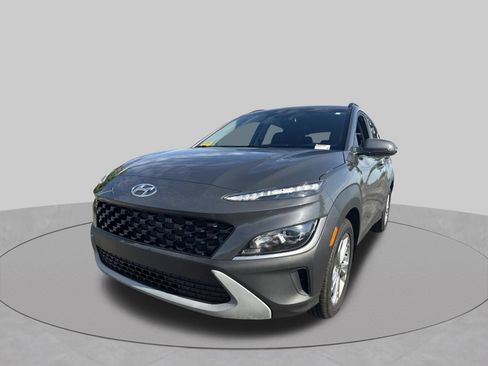 Used 2023 Hyundai Kona SEL AWD/4WD image 32
