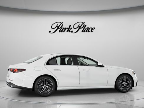 New 2026 Mercedes-Benz E 450 4MATIC Sedan image 24