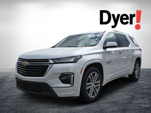 Used 2023 Chevrolet Traverse High Country FWD image 9