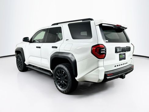 Used 2026 Toyota 4Runner SR5 AWD/4WD image 5
