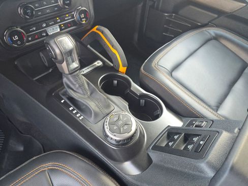 Certified 2023 Ford Bronco Badlands image 17