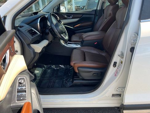 Used 2019 Subaru Ascent Touring AWD/4WD image 21