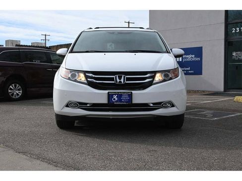Used 2016 Honda Odyssey Touring Elite image 4