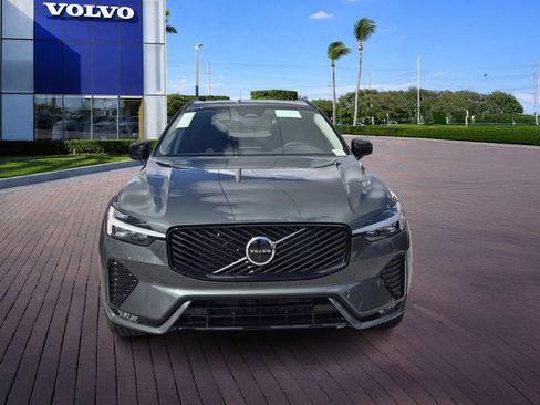 New 2026 Volvo XC60 B5 Plus image 2