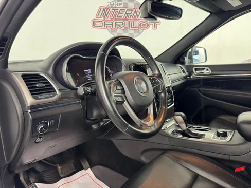 Used 2021 Jeep Grand Cherokee Limited w/ Trailer Tow Group IV AWD/4WD image 10