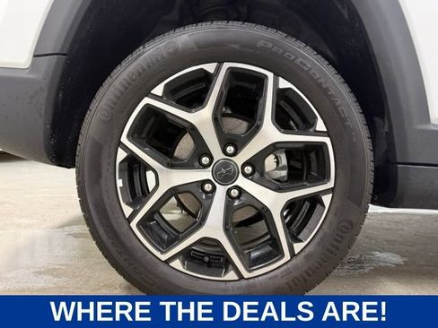 Used 2025 Jeep Compass Limited AWD/4WD image 23