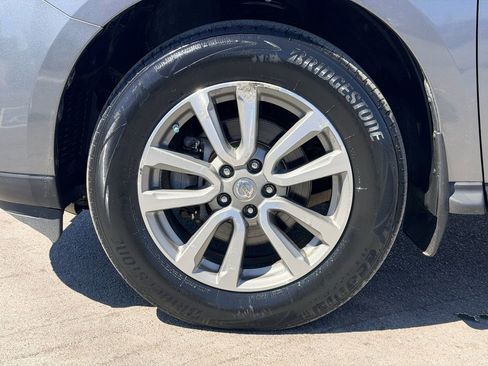 Used 2016 Nissan Pathfinder S image 27