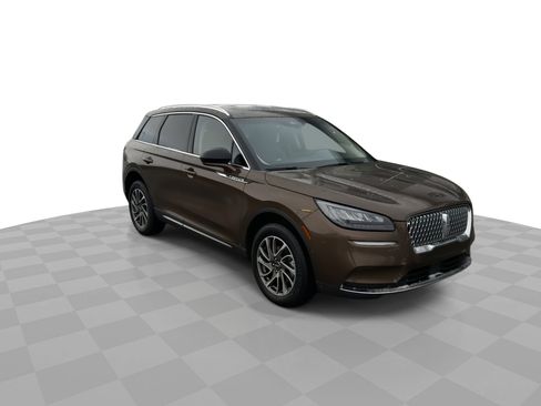 Used 2022 Lincoln Corsair FWD w/ Equipment Group 101A image 2