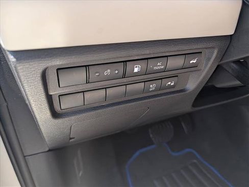 Used 2024 Mitsubishi Outlander SEL AWD/4WD image 34