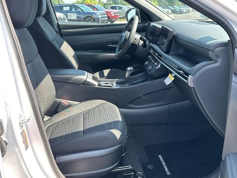 New 2025 Hyundai Santa Cruz SE image 12