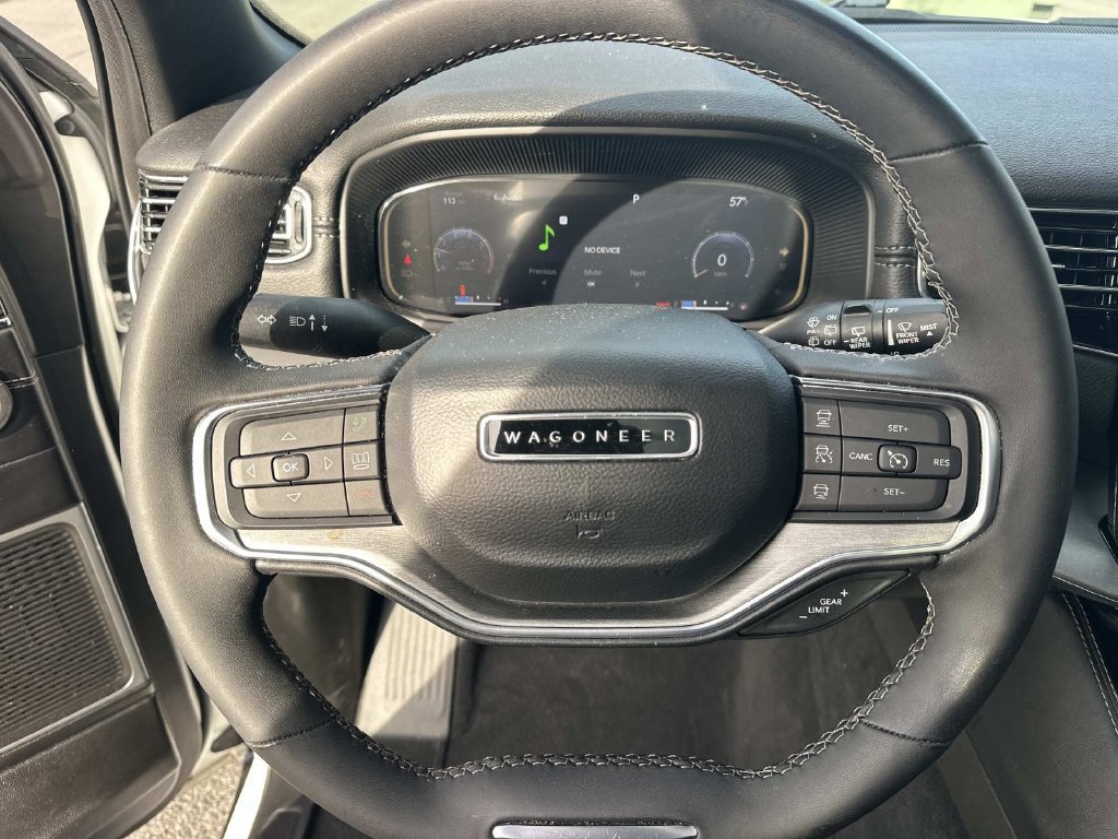 Used 2023 Jeep Wagoneer Series II AWD/4WD image 26