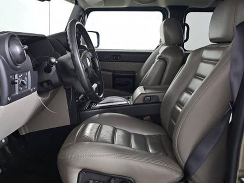 Used 2005 HUMMER H2 w/ Preferred Equipment Group AWD/4WD image 7
