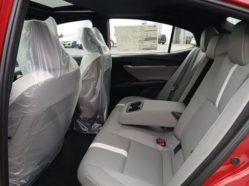 New 2026 Toyota Camry SE image 9