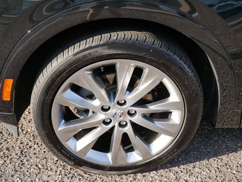 Used 2023 Buick Envision Avenir AWD/4WD image 8