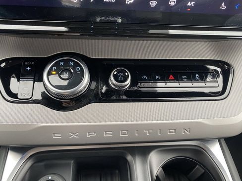 New 2026 Ford Expedition Max Active image 22