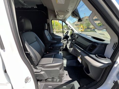 New 2025 Ford Transit 250 148 Medium Roof w/ Load Area Protection Package image 26