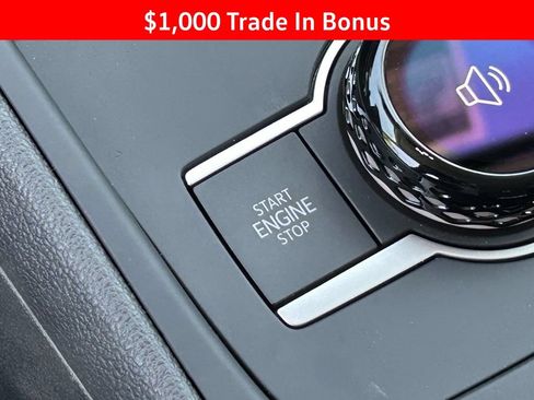 New 2026 Volkswagen Tiguan SE FWD image 24