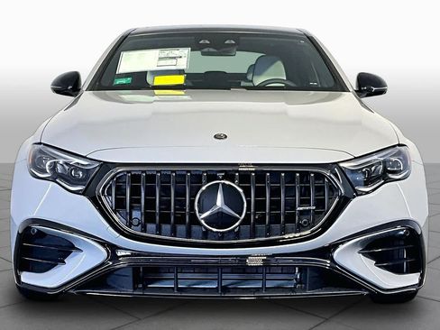 New 2026 Mercedes-Benz E 53 AMG e 4MATIC Sedan image 2