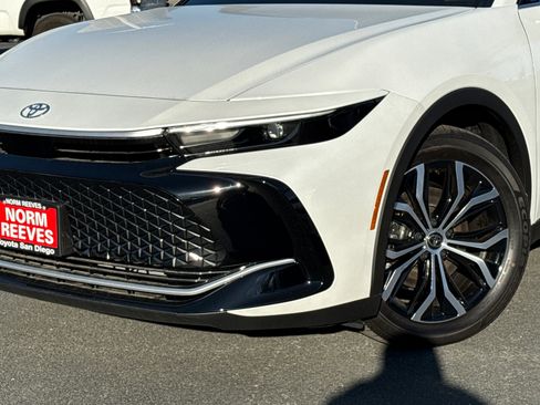 New 2026 Toyota Crown XLE image 3