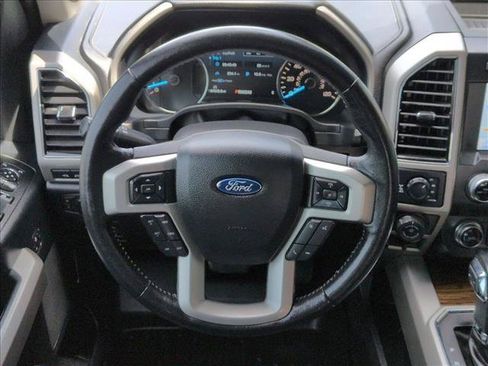 Used 2019 Ford F150 Lariat w/ Equipment Group 502A Luxury AWD/4WD image 14
