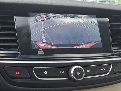Used 2019 Buick Regal Preferred FWD image 18
