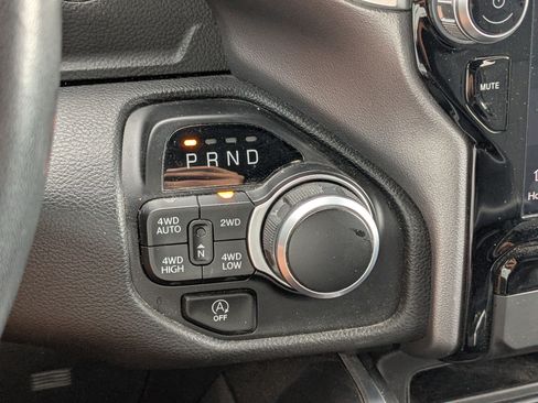 Used 2023 RAM 1500 Big Horn AWD/4WD image 25